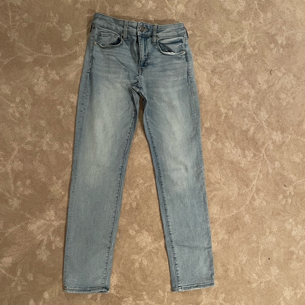 American Eagle size 6